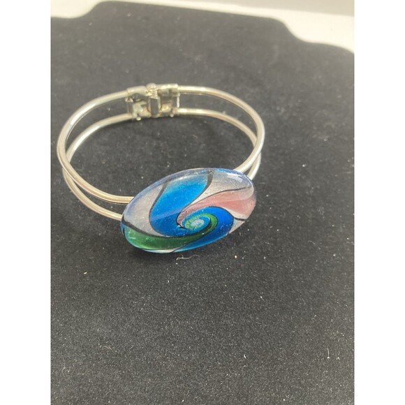 Silvertone  Bangle Bracelet DICHROIC GLASS OVAL Hinged 7.5" - Picture 3 of 5